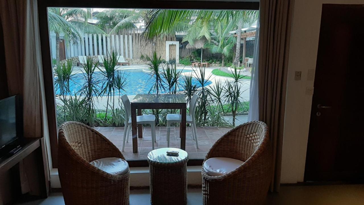 Urban Sands Hotel Iloilo Esterno foto