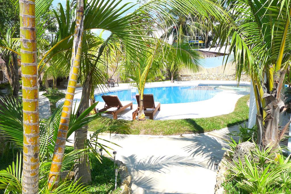 Urban Sands Hotel Iloilo Esterno foto