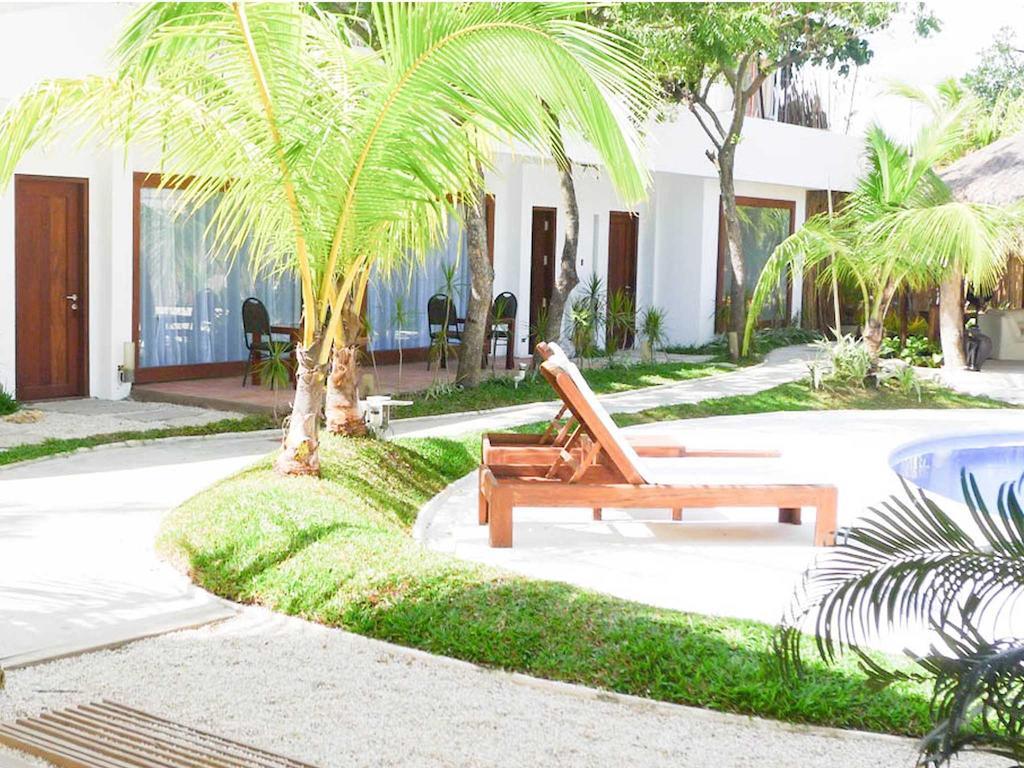 Urban Sands Hotel Iloilo Esterno foto